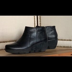 Clarks Artisan Clarene Sun Wedge Boots, Black 11M